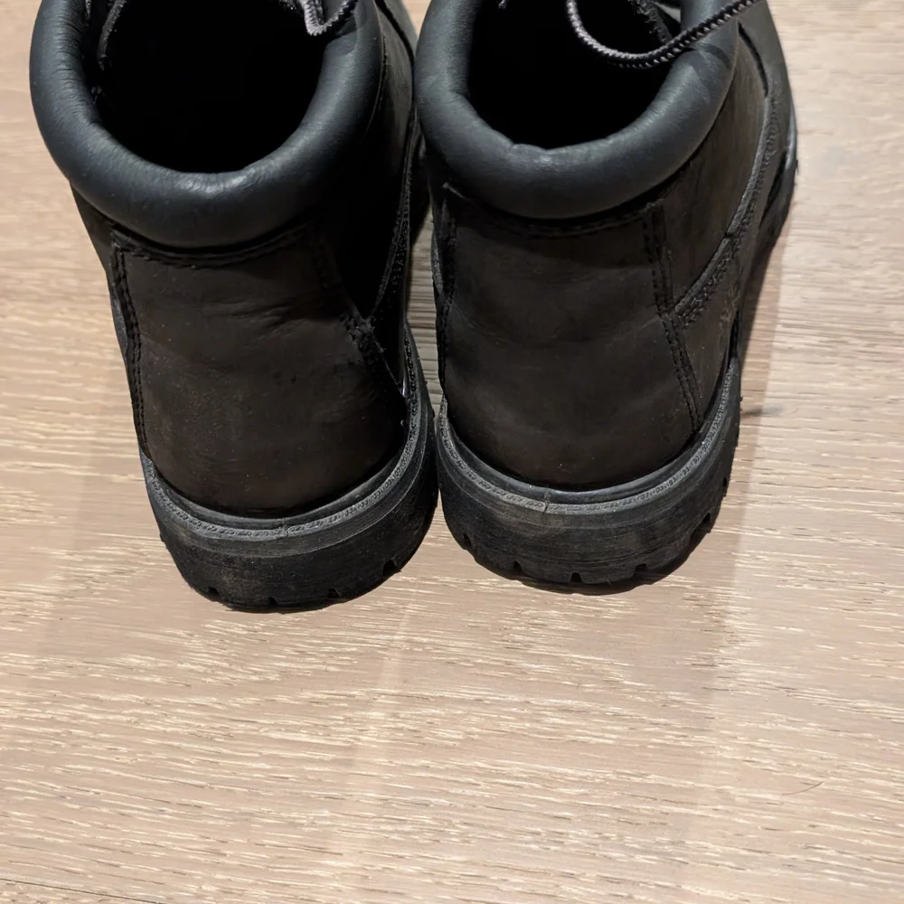 Timberland Women's Nellie Waterproof Chukka Boot - Black - Picture 4 of 7